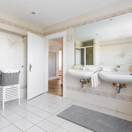 Apartment Luxury House With Pool, Garden, Ac & Sauna Perchtoldsdorf