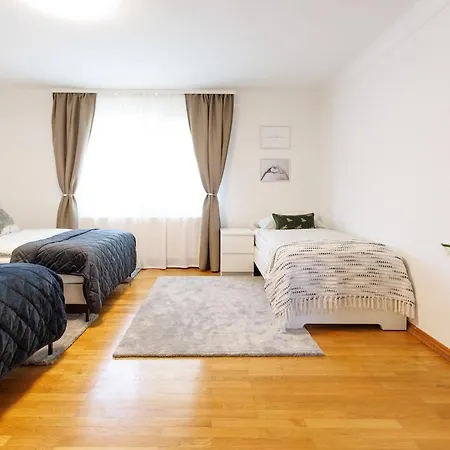 Apartment Luxury House With Pool, Garden, Ac & Sauna Perchtoldsdorf