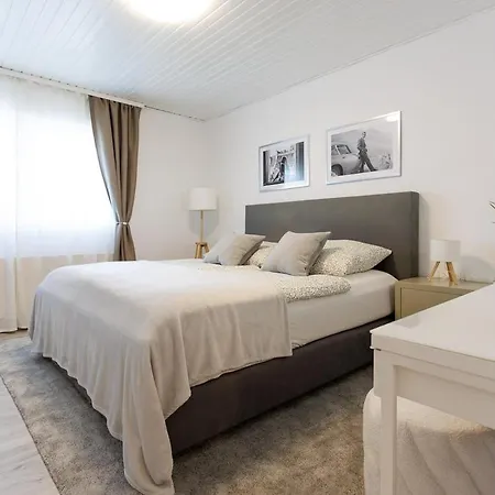 Apartment Luxury House With Pool, Garden, Ac & Sauna Perchtoldsdorf