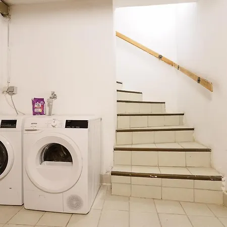 Apartment Luxury House With Pool, Garden, Ac & Sauna